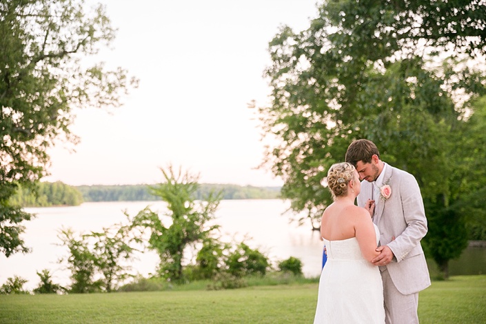 Kentucky-Lake-wedding-photographer-rachael-houser_0123