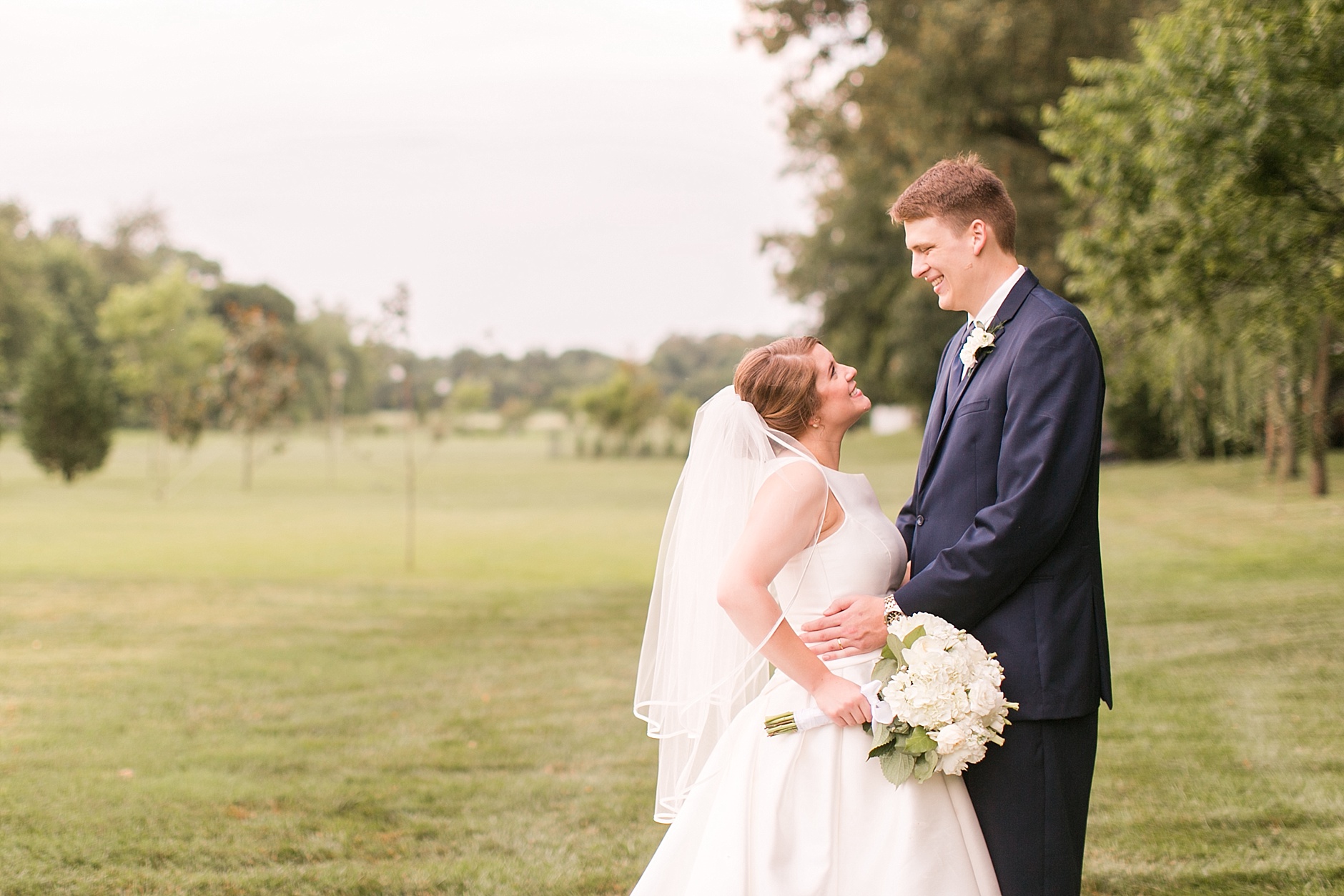 A Summer Backyard Murray Kentucky Wedding by Rachael Houser Photography