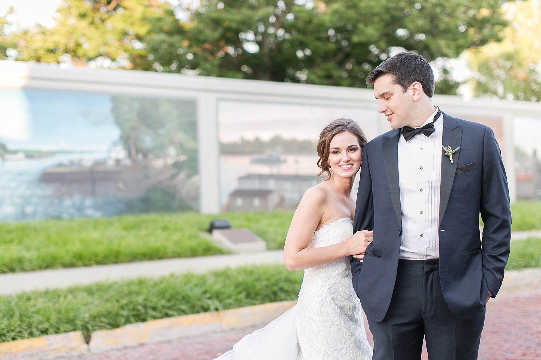 A Sage and Blush Wedding in Downtown Paducah by Rachael Houser Photography